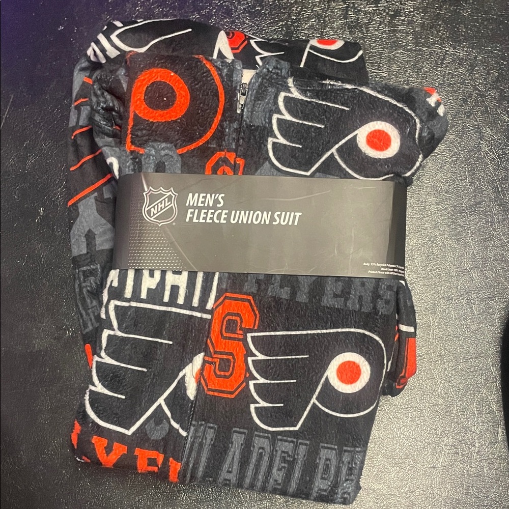 NHL Flyers Fleece Suit with Team Logos in Black, Red, and Gray